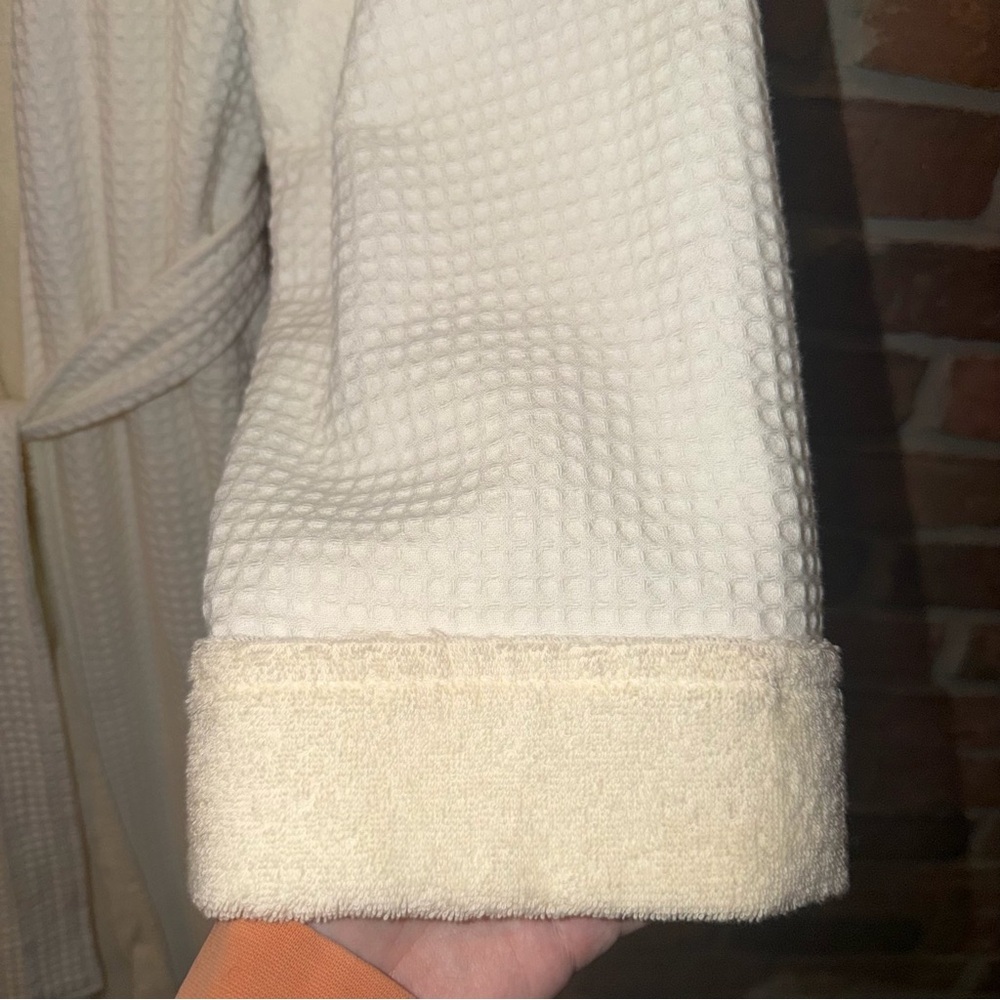 The Ritz-Carlton New York Central Park Hotel Robe Waffle Terry Cloth Cream XL - Picture 5 of 7